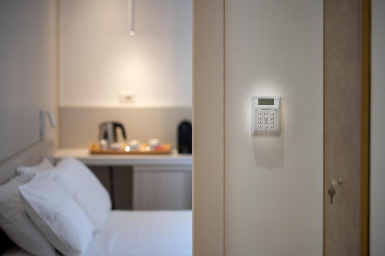 나폴리 Lux Caracciolo B&B 외부 사진